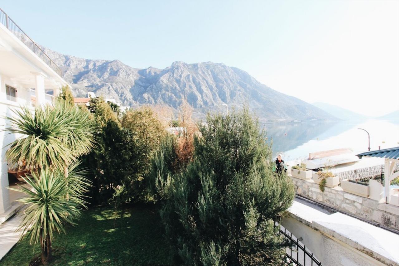Villa Teuta Risan Exteriör bild